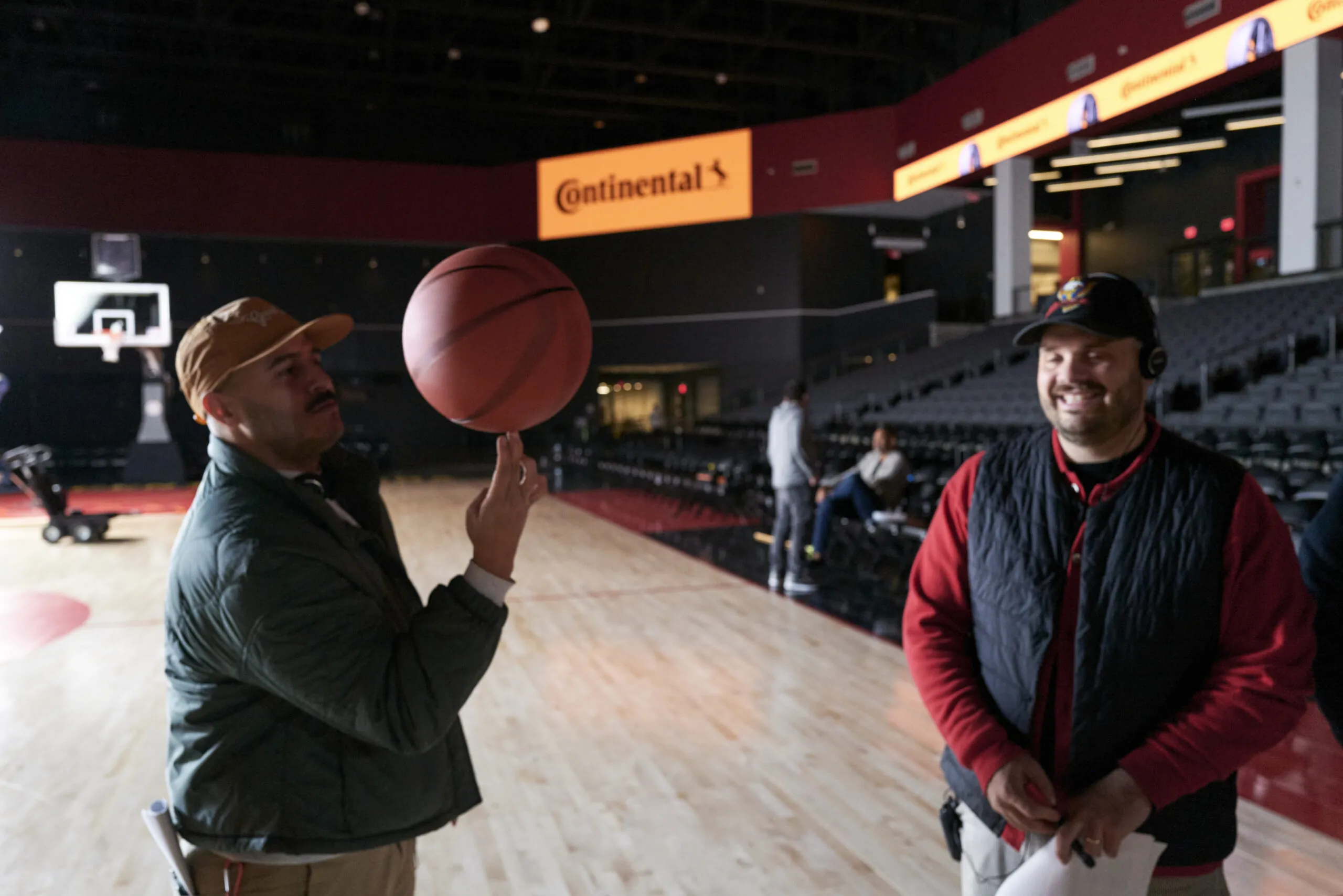 v1a-continental200009