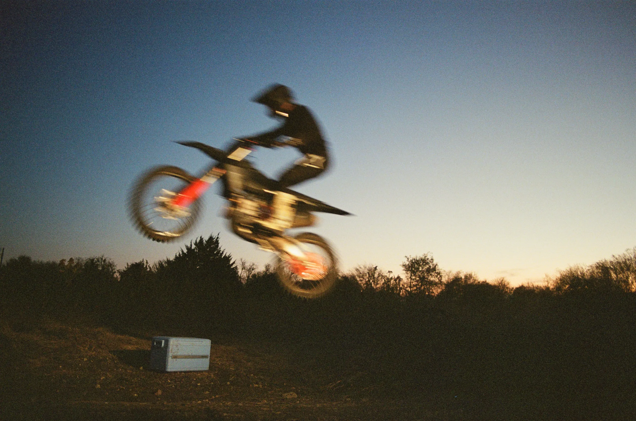 coleman-sng-bts-00009.webp